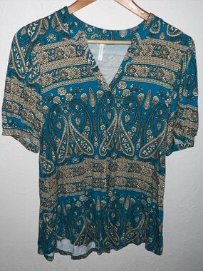 Anyally Teal Multicolor Paisley Print Stretch Fit Blouse Size Large.